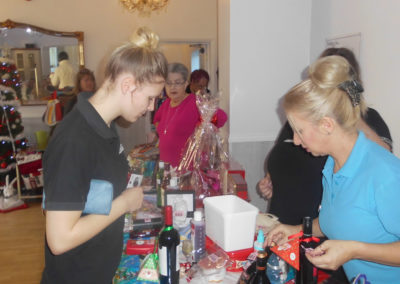 Christmas coffee morning at Woodstock Residential Care Home (2 of 3)