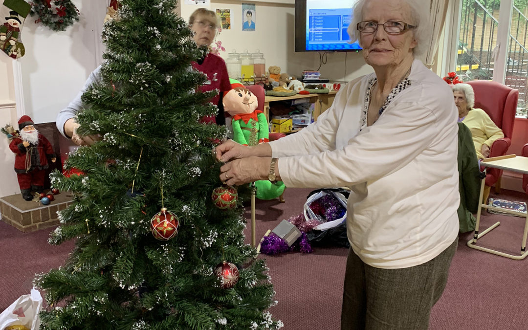 Christmas tree fun at Lulworth House Residential Care Home