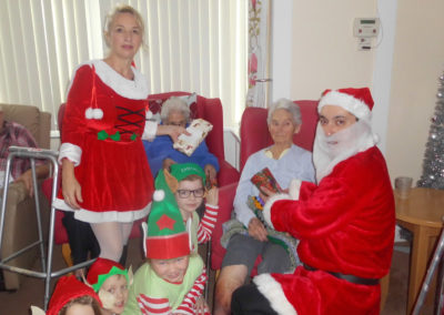 Father Christmas and his elves at Woodstock Residential Care Home (1 of 3)