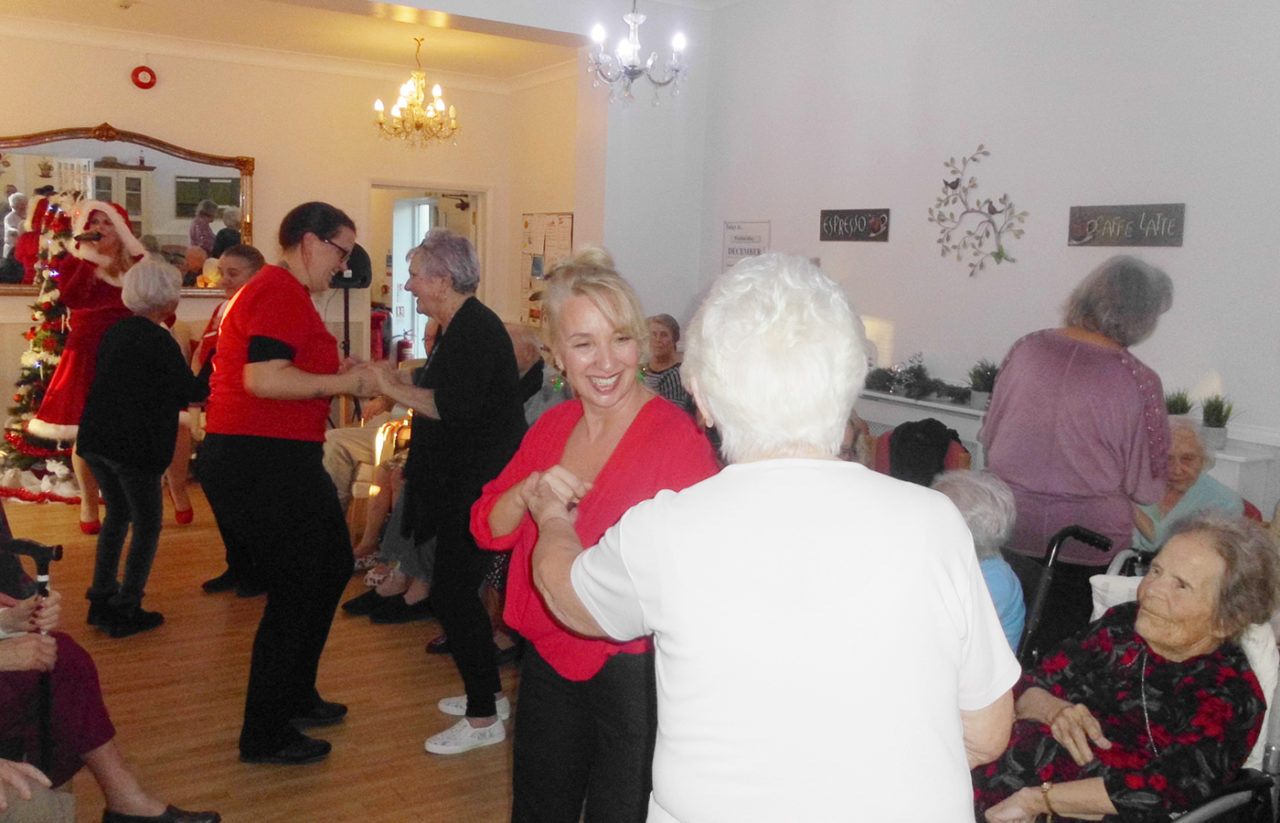Festive fun and dancing at Woodstock Residential Care Home