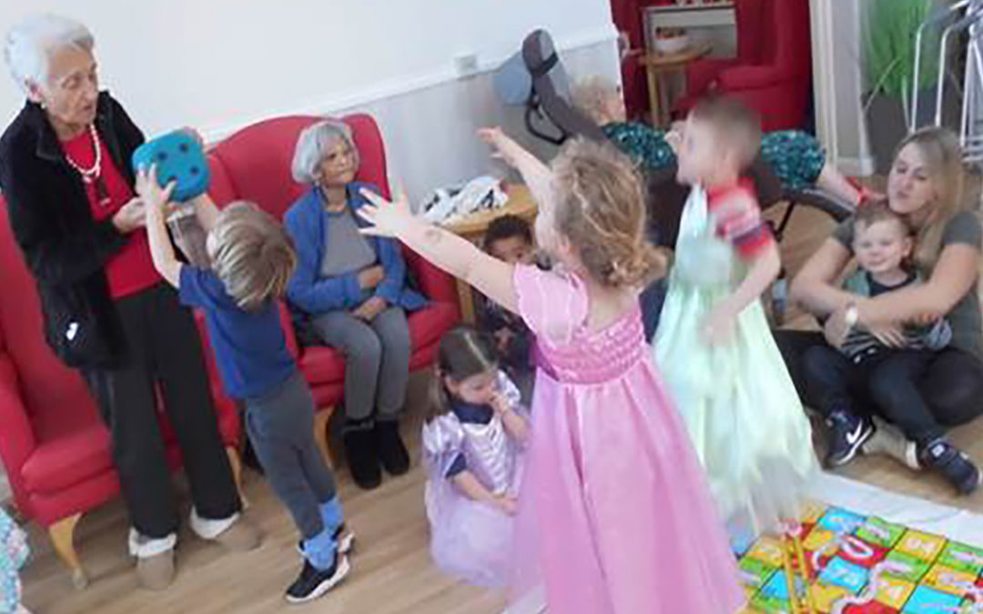 Rodmersham Nursery children visit Woodstock Residential Care Home