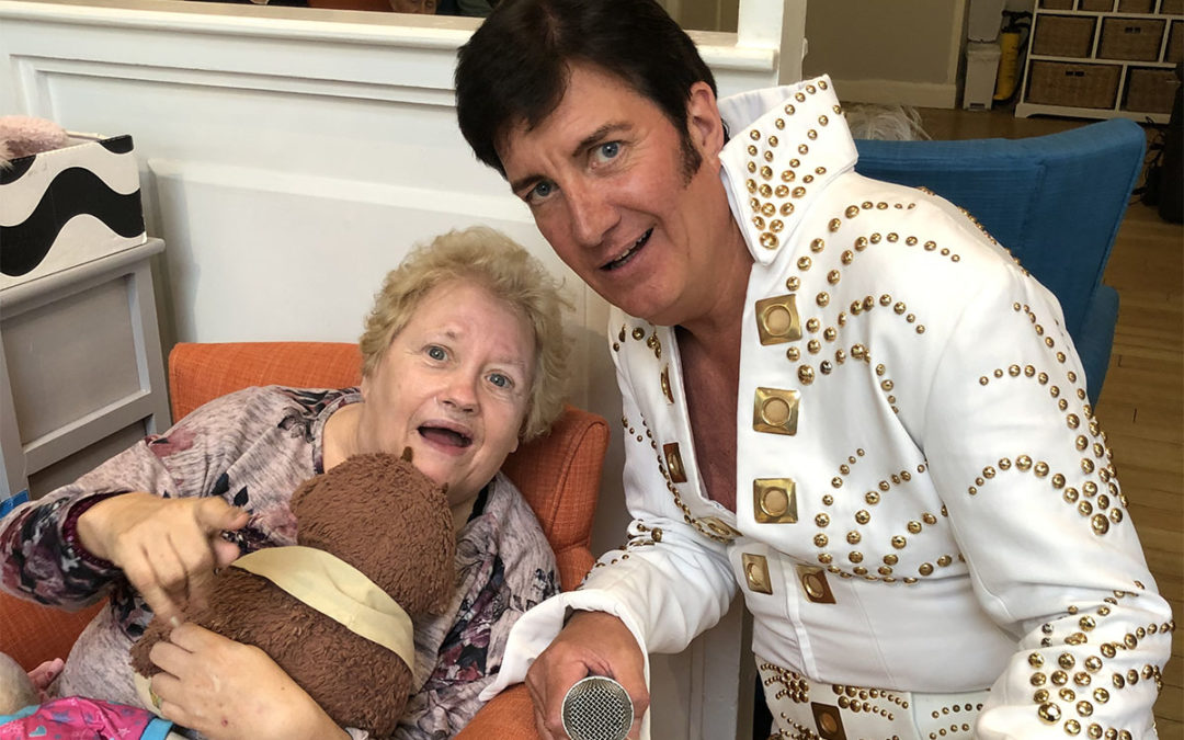 Elvis arrives at Bromley Park Care Home