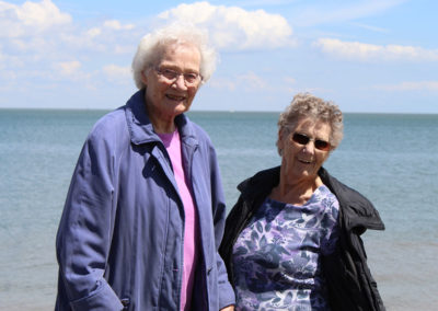 Sonya Lodge Residential Care Home ladies visit Minster Beach 3