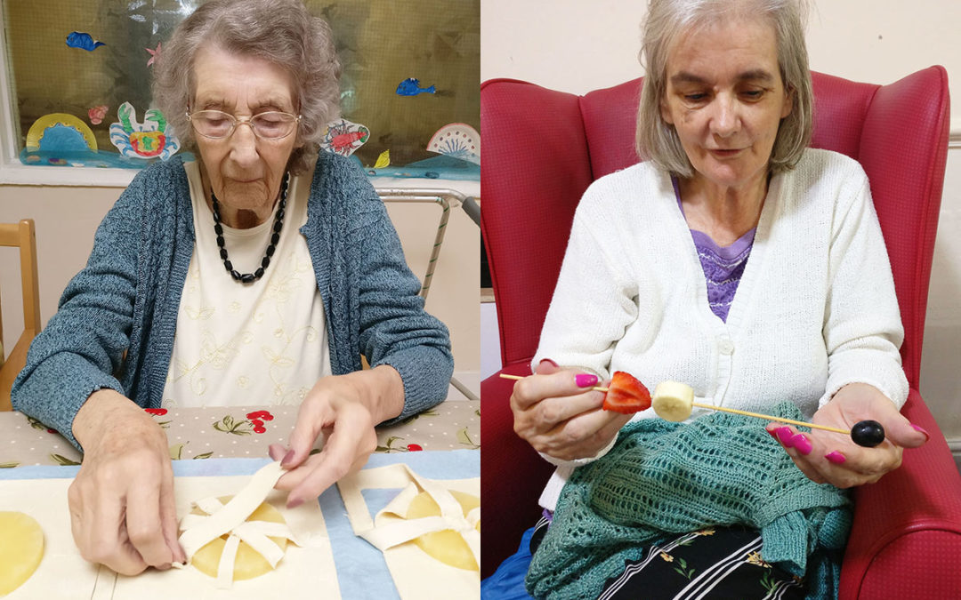 Music, baking and a pub afternoon at Lulworth House Residential Care Home