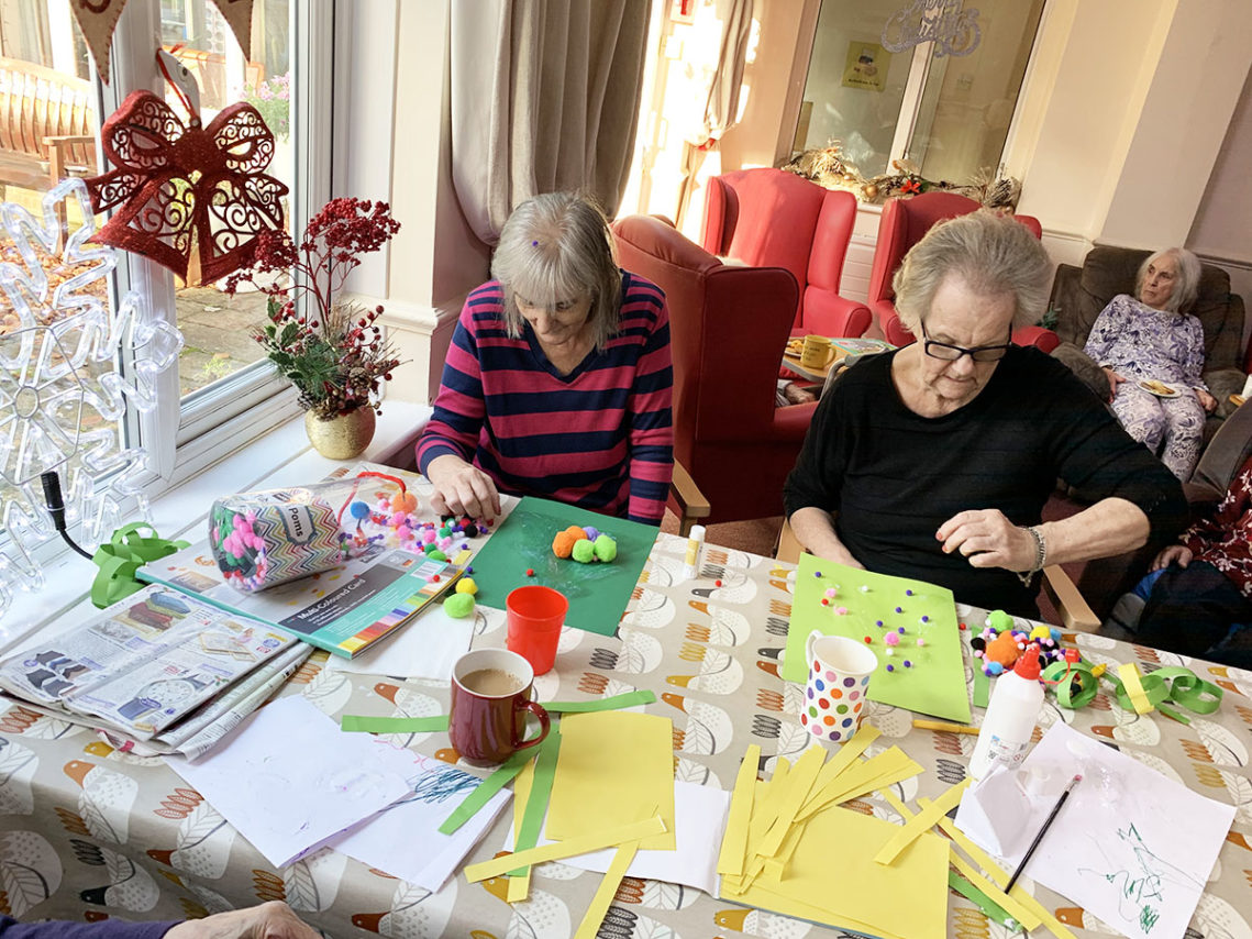 Lulworth House ladies doing some Christmas crafts